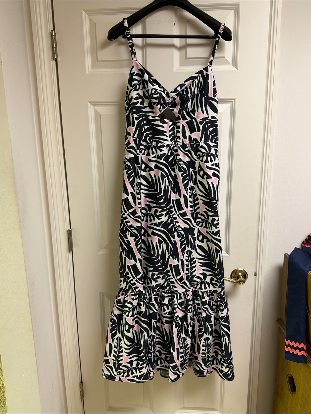 Black, White & Pink Leaf-Print Spaghetti-Strap Maxi Dress